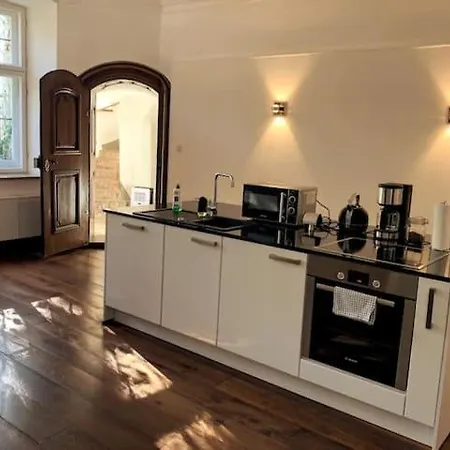 Maisonette 1521 - In A Palace!